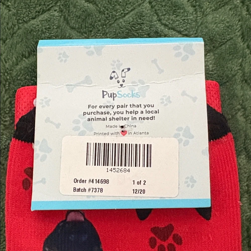 Pup Socks Black German Shepherd Face Bones Paw prints Red 1 Pair NWT
